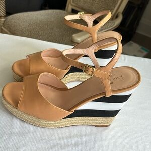 Kate Spade Tan Sandal with Raffia trimmed Navy snd White Wedge heel. Size 10